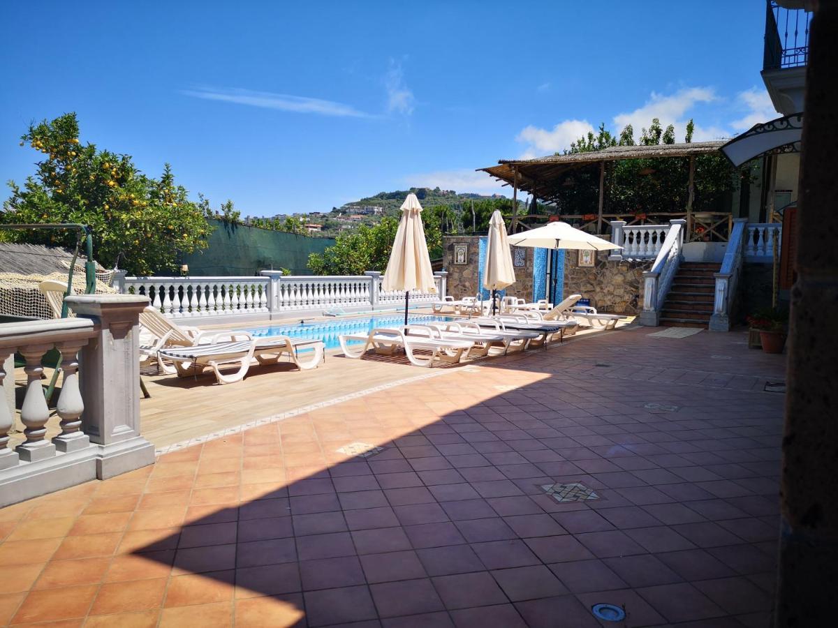 Casale Villa Marzia Масса-Лубренсе Экстерьер фото